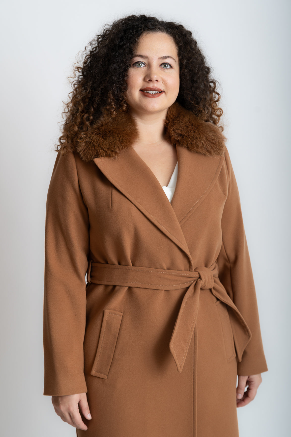 Palton camel cu blana