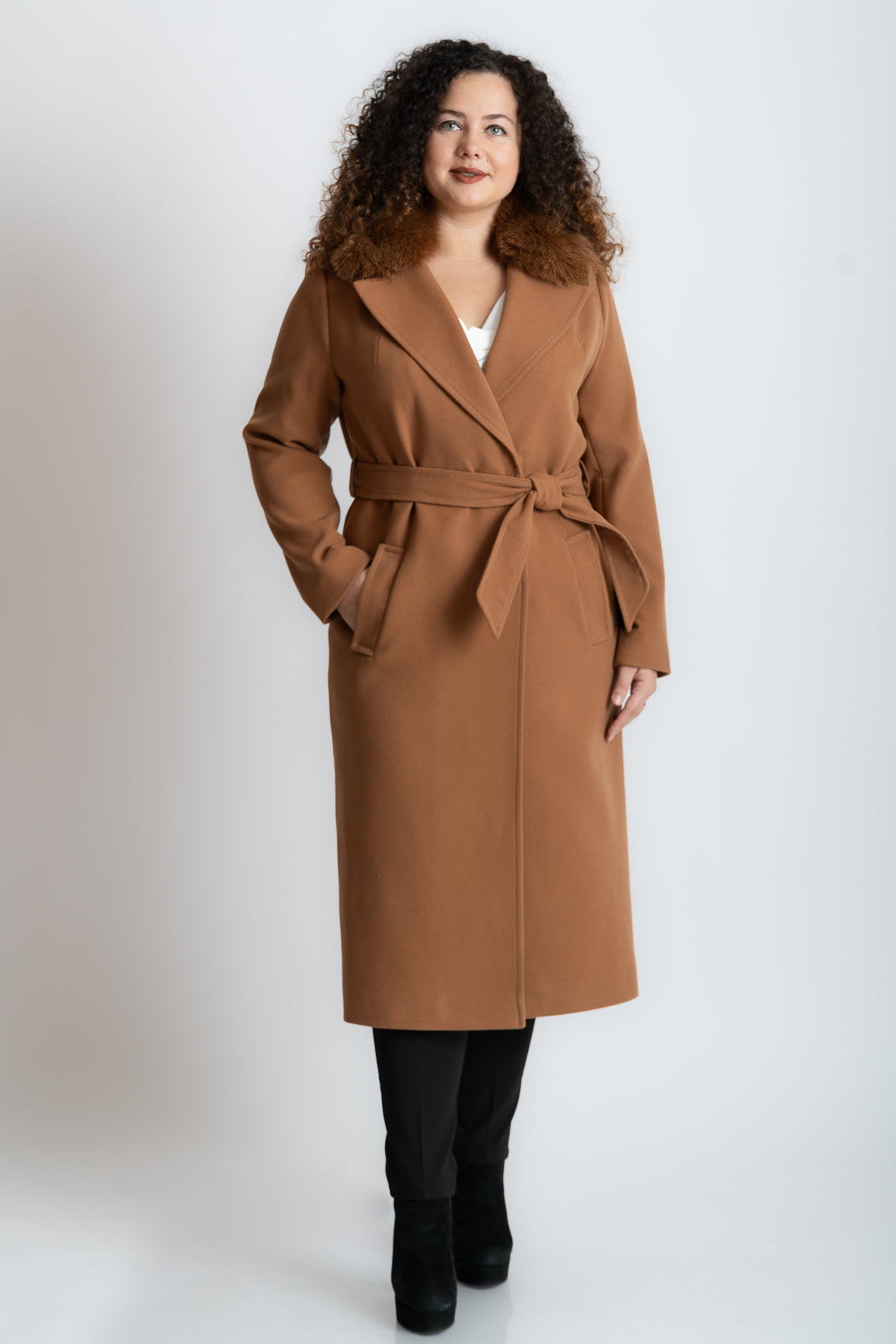 Palton camel cu blana