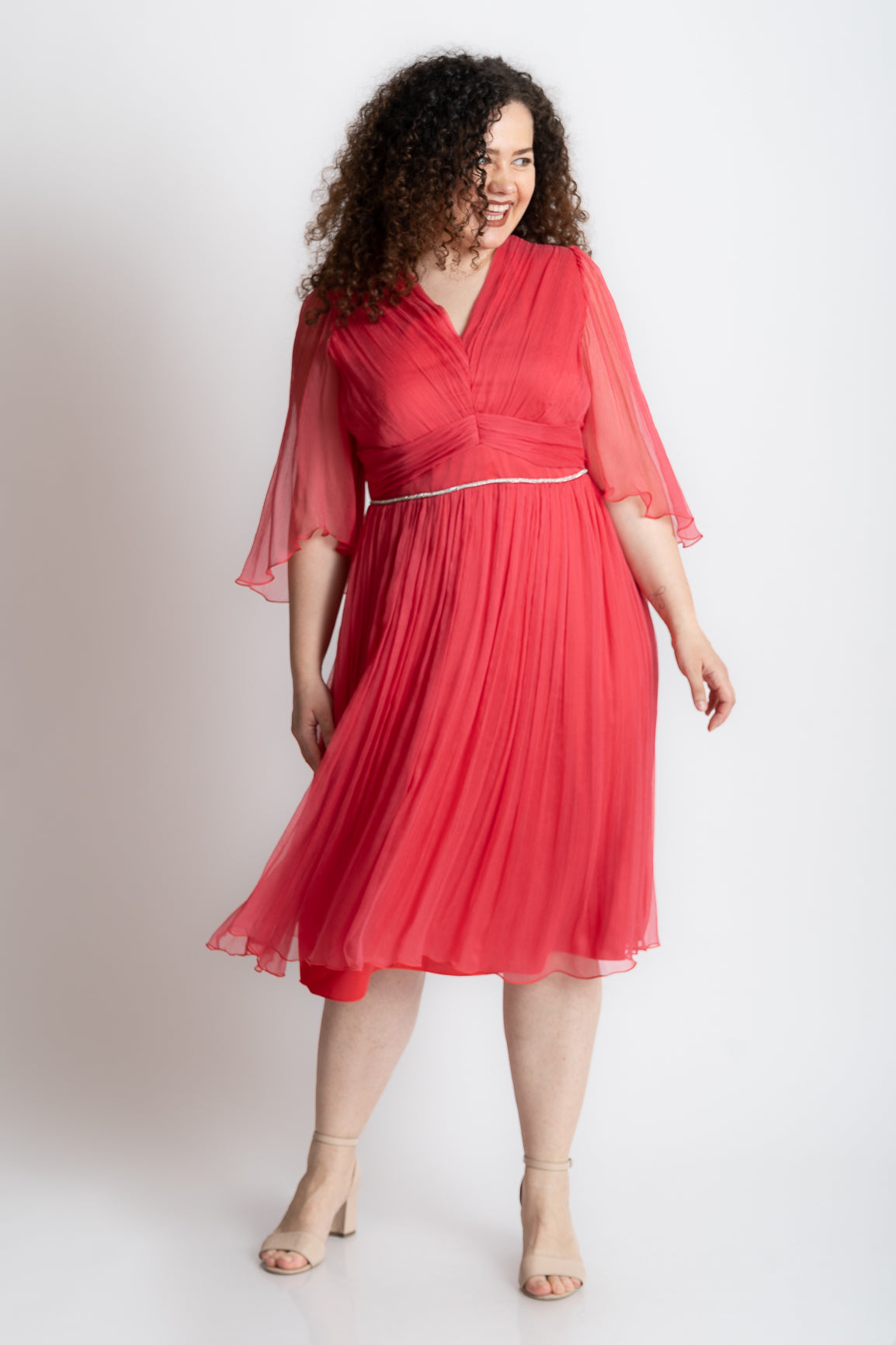 Rochie din matase cu accesoriu, corai