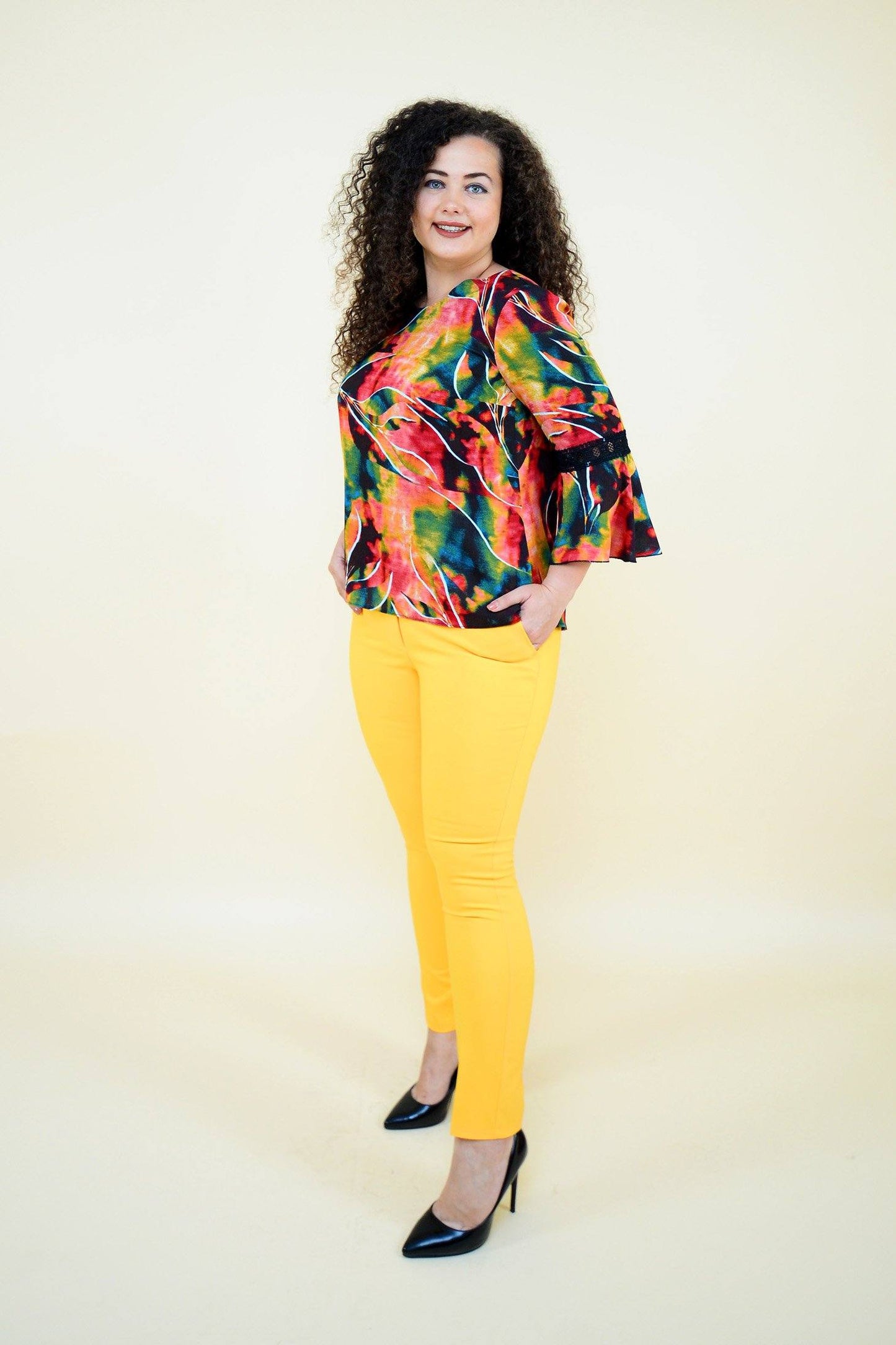 Bluza imprimata cu dantela Bluza B30018