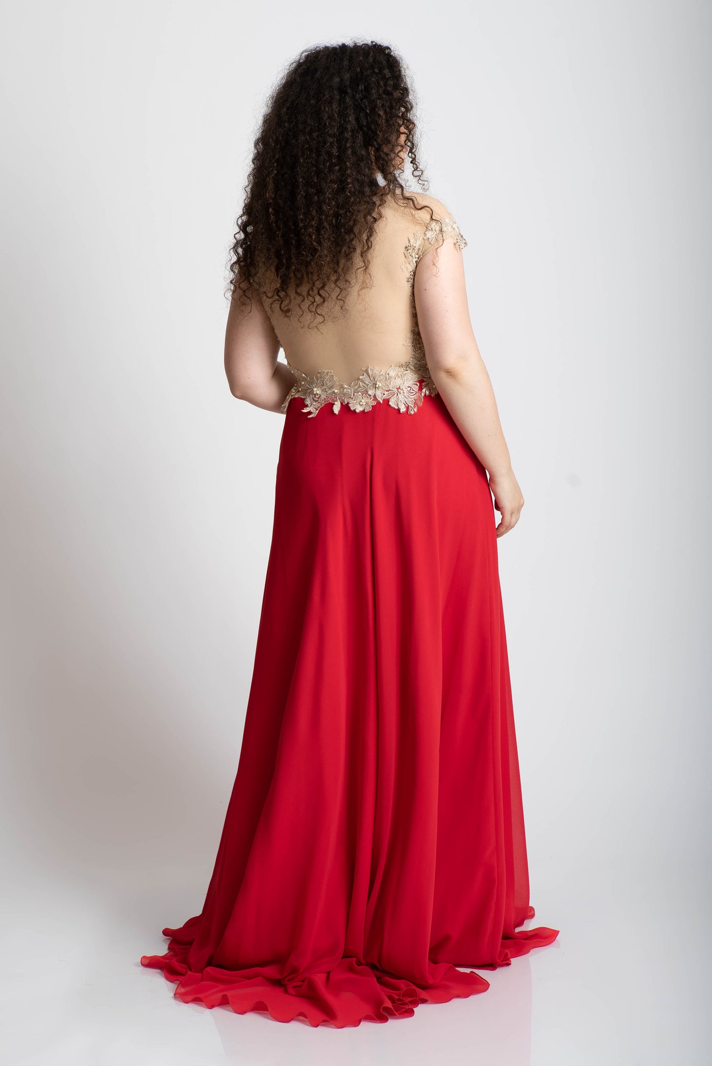 Rochie cusuta manual, rosie