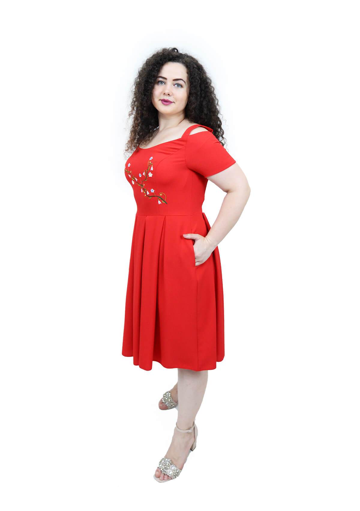 Rochie brodată, roșie Rochie R80057