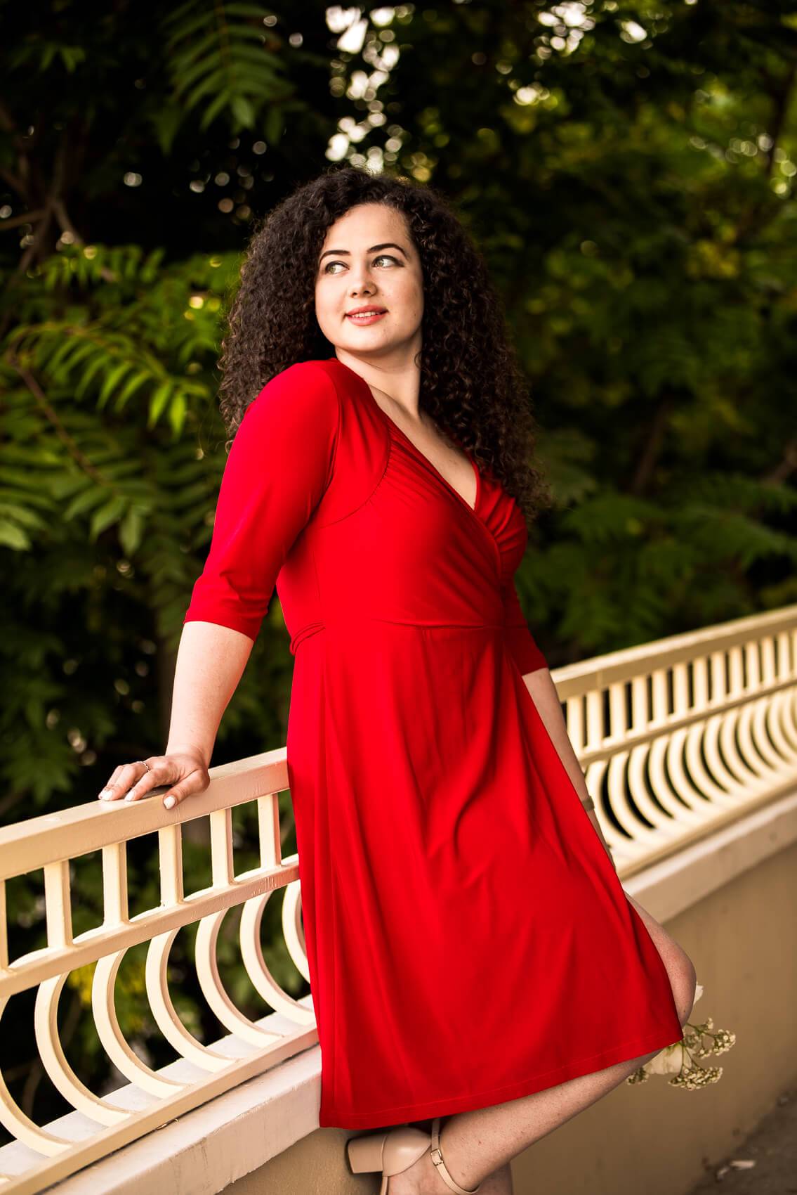Rochie fronsata, rosie Rochie R80058