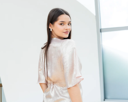 bluza festiva roz