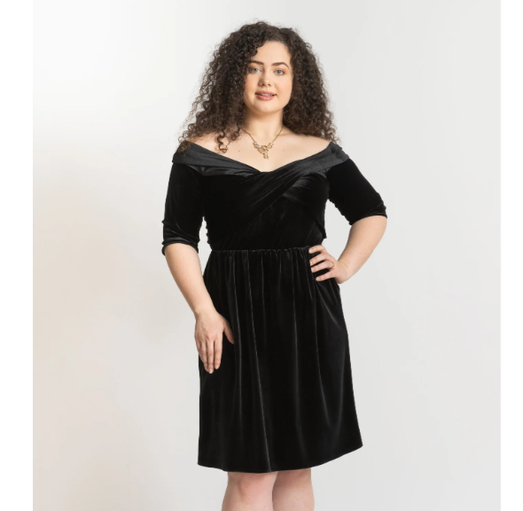 rochie cu umeri goi neagra