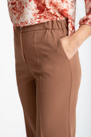 Pantaloni clasici maro