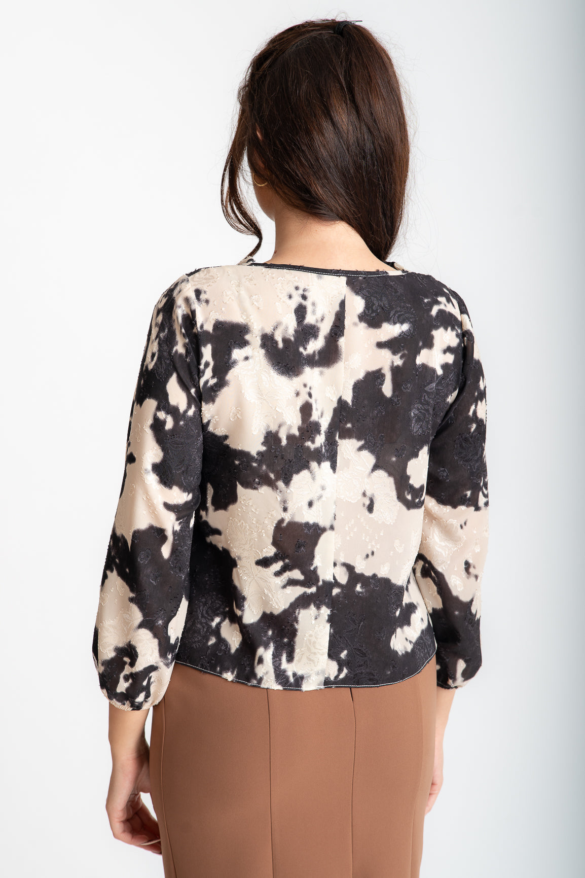 Bluza voal alb negru