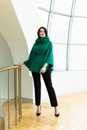 Capa cu guler de blana, verde