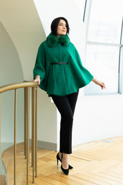 Capa cu guler de blana, verde