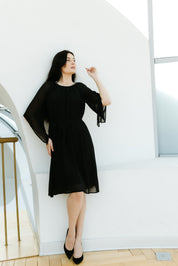 Rochie lejera cu catarama detasabila, neagra