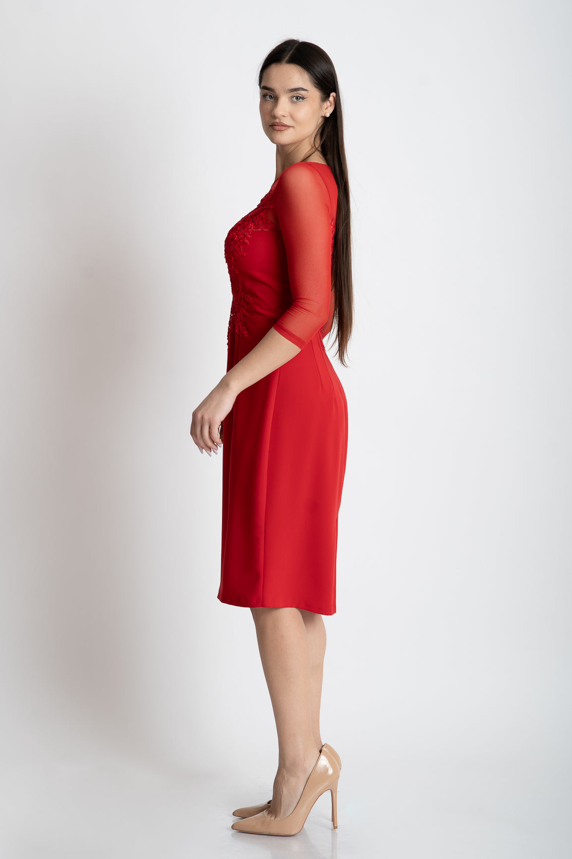 Rochie  clasica rosie cusuta manual