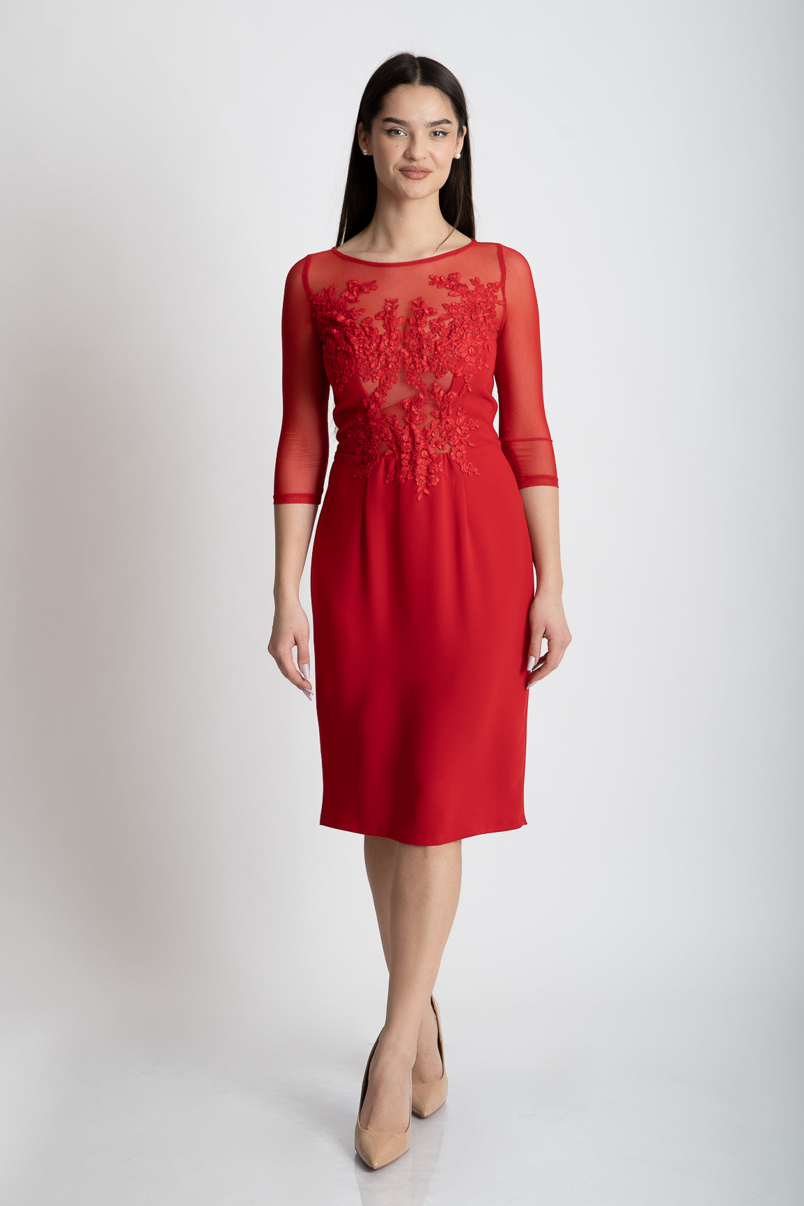 Rochie rosie cusuta manual