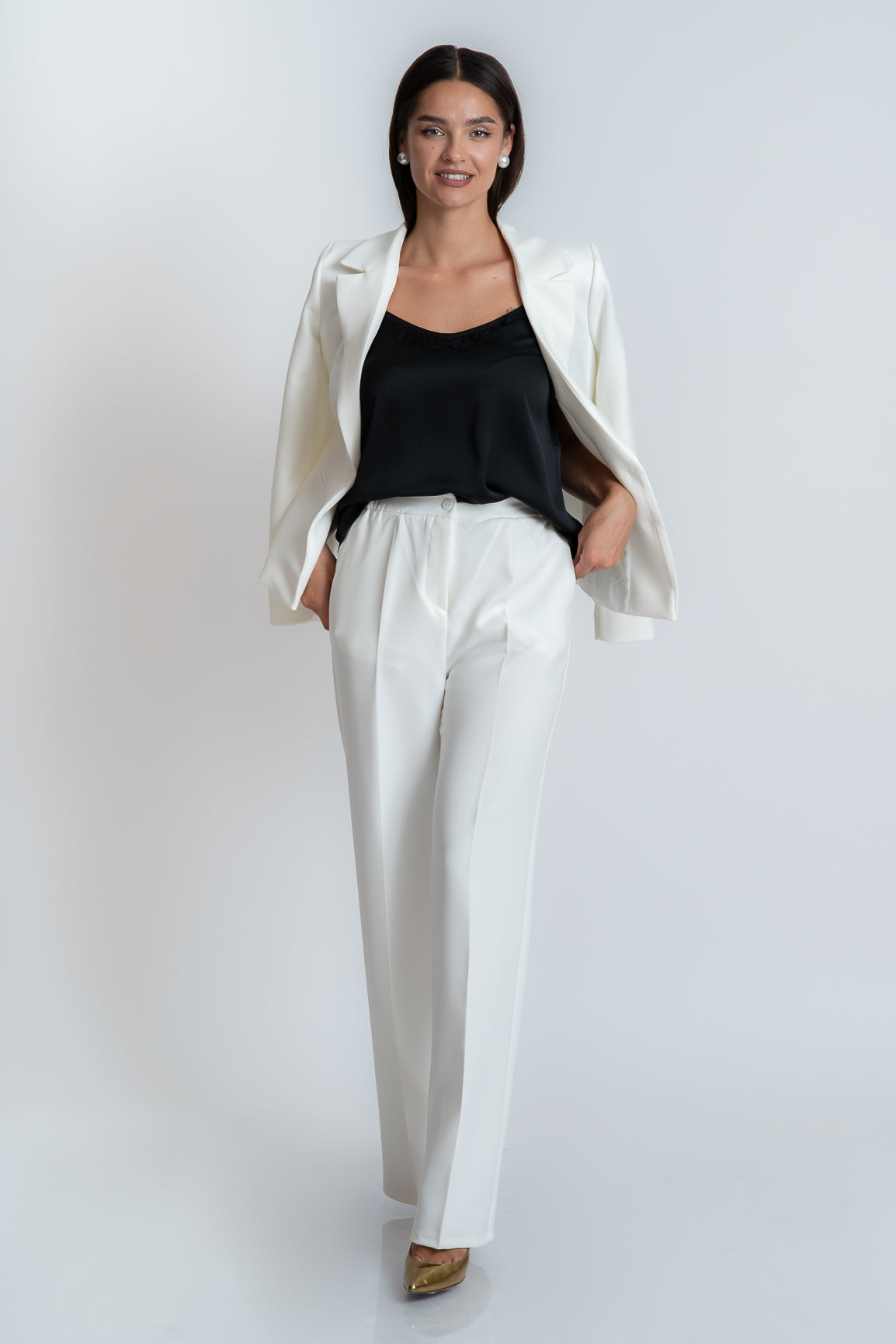 Pantaloni lejeri albi