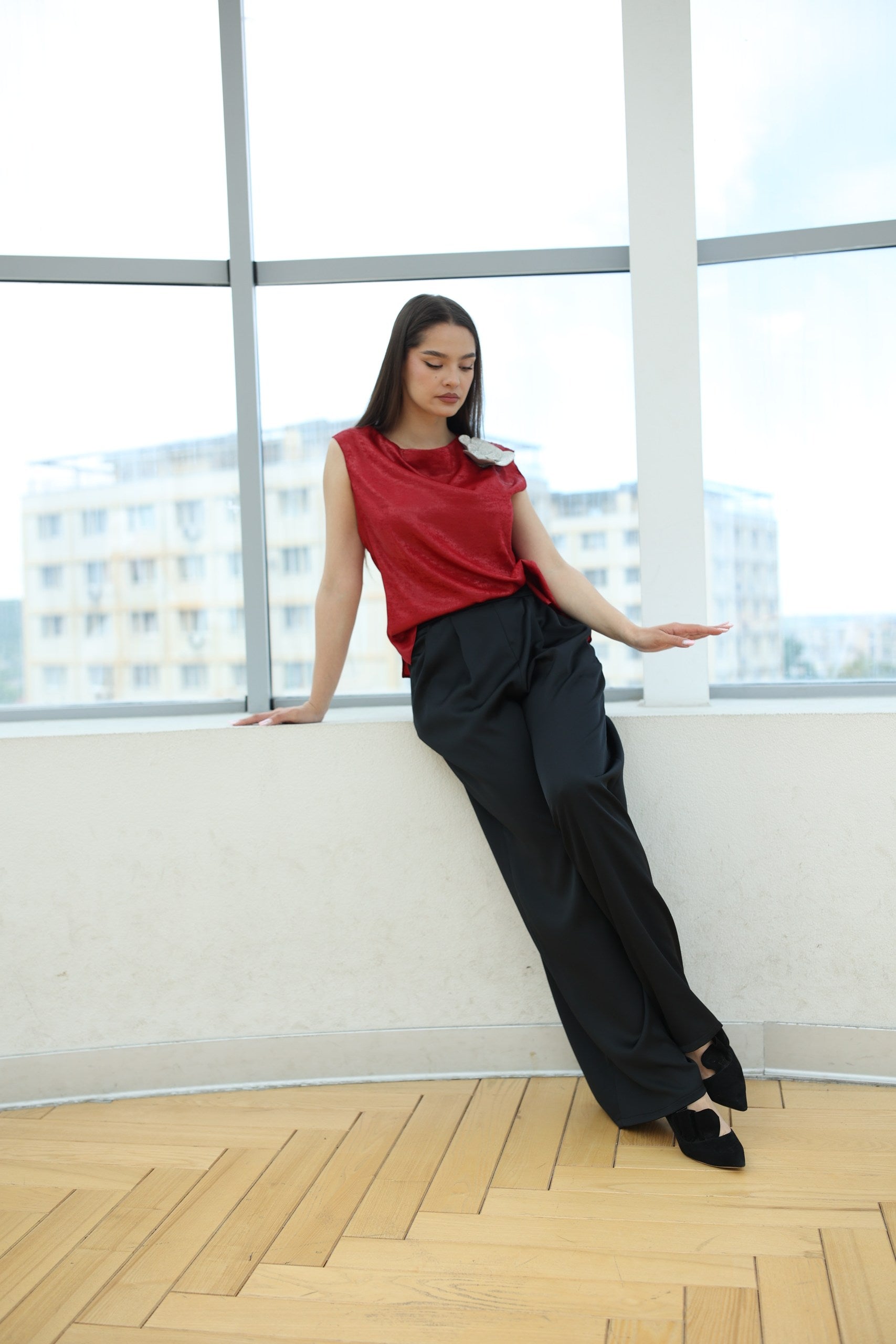 Pantaloni din satin