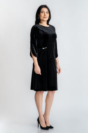 Rochie din catifea cu accesoriu