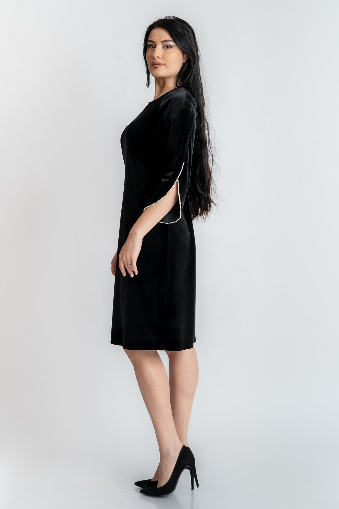 Rochie din catifea cu accesoriu