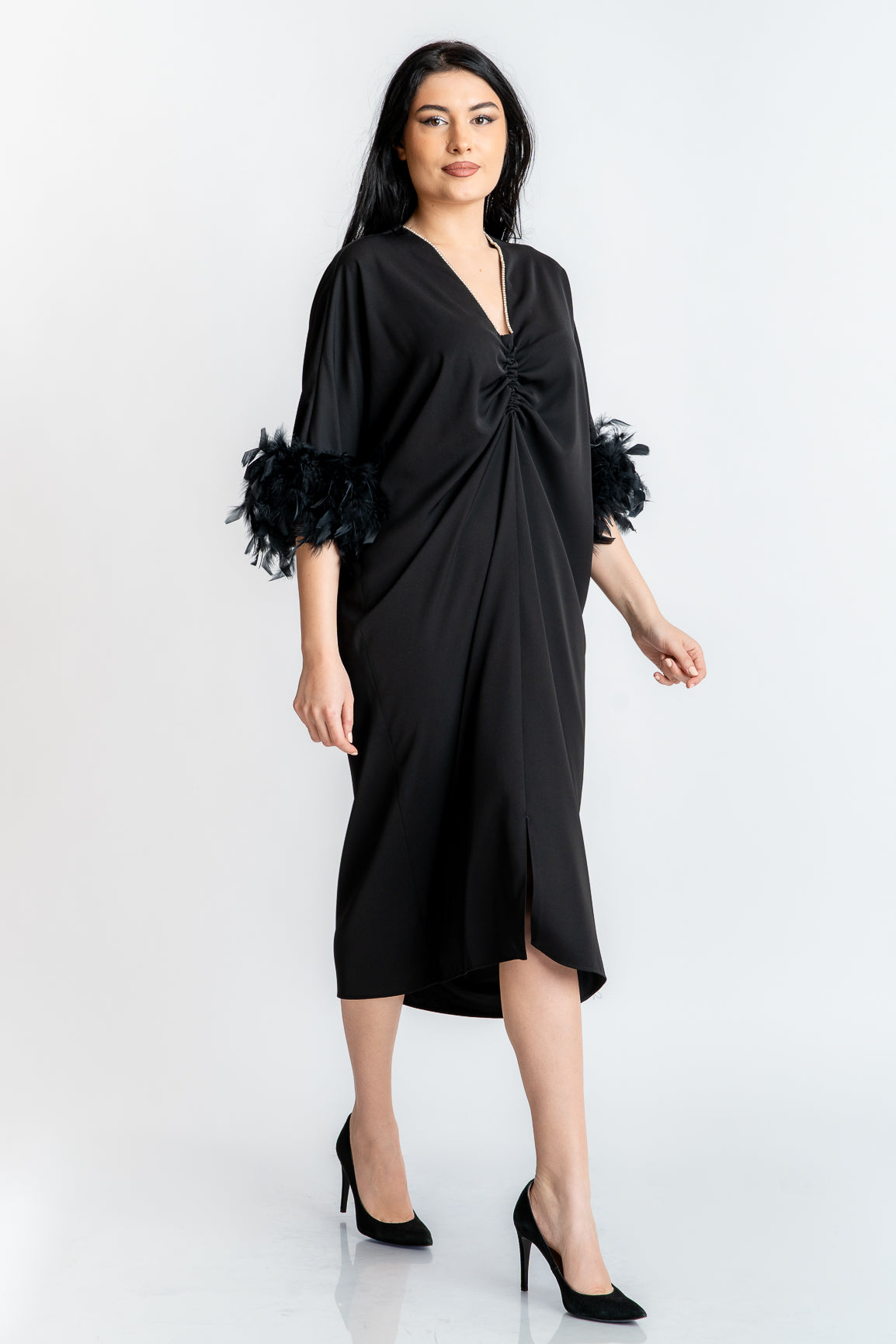 Rochie cu pene, neagra