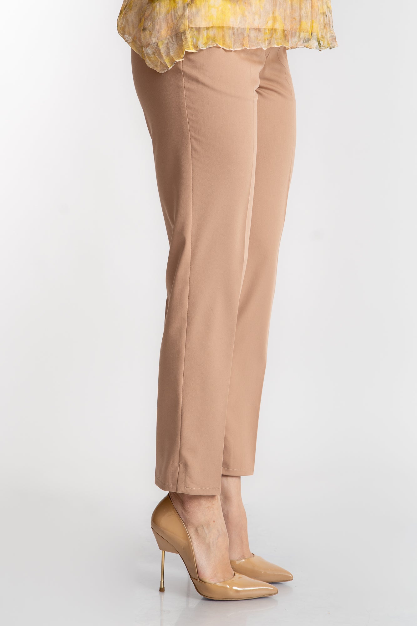 Pantaloni cu slit, bej