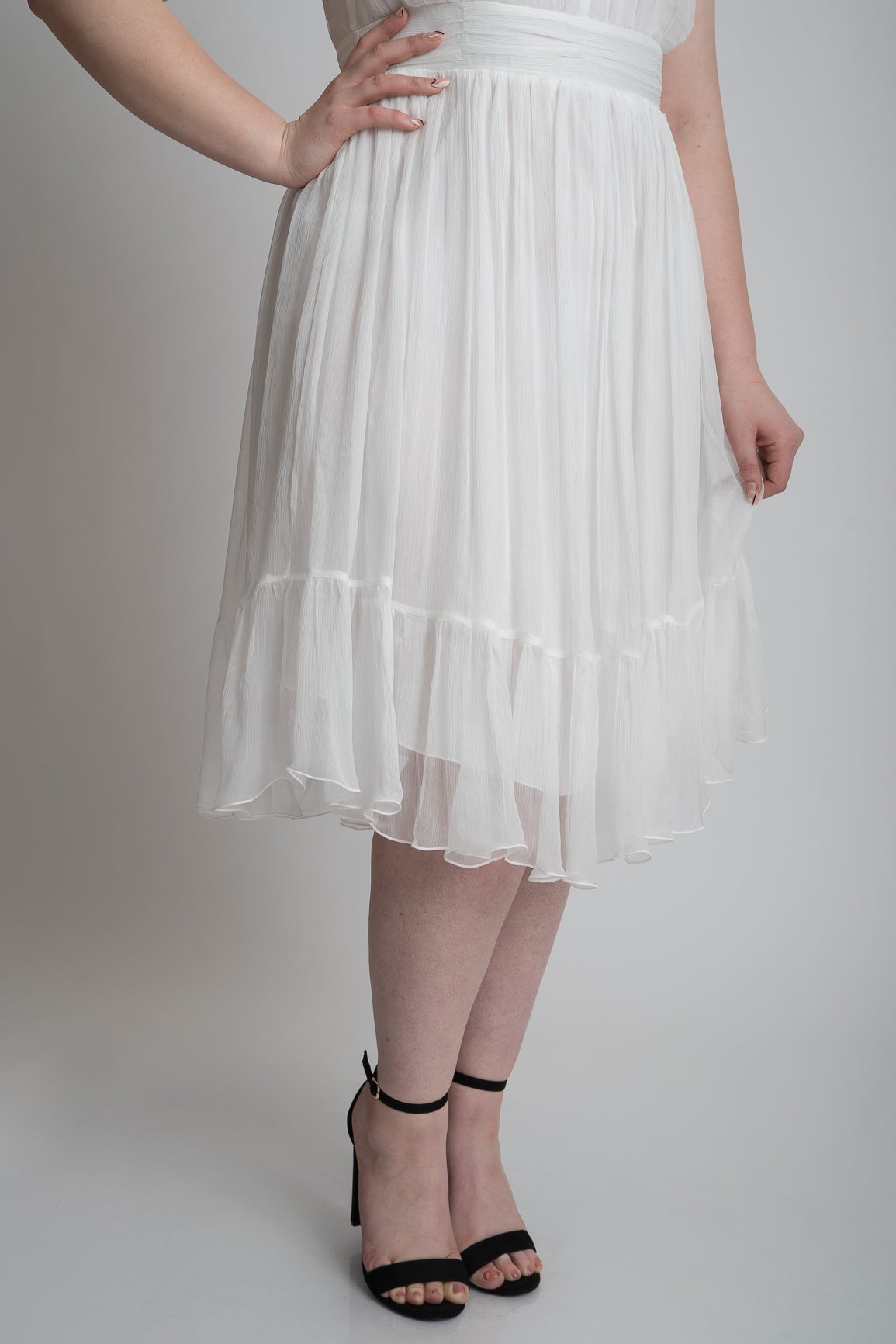 Rochie din matase cu volane, alba