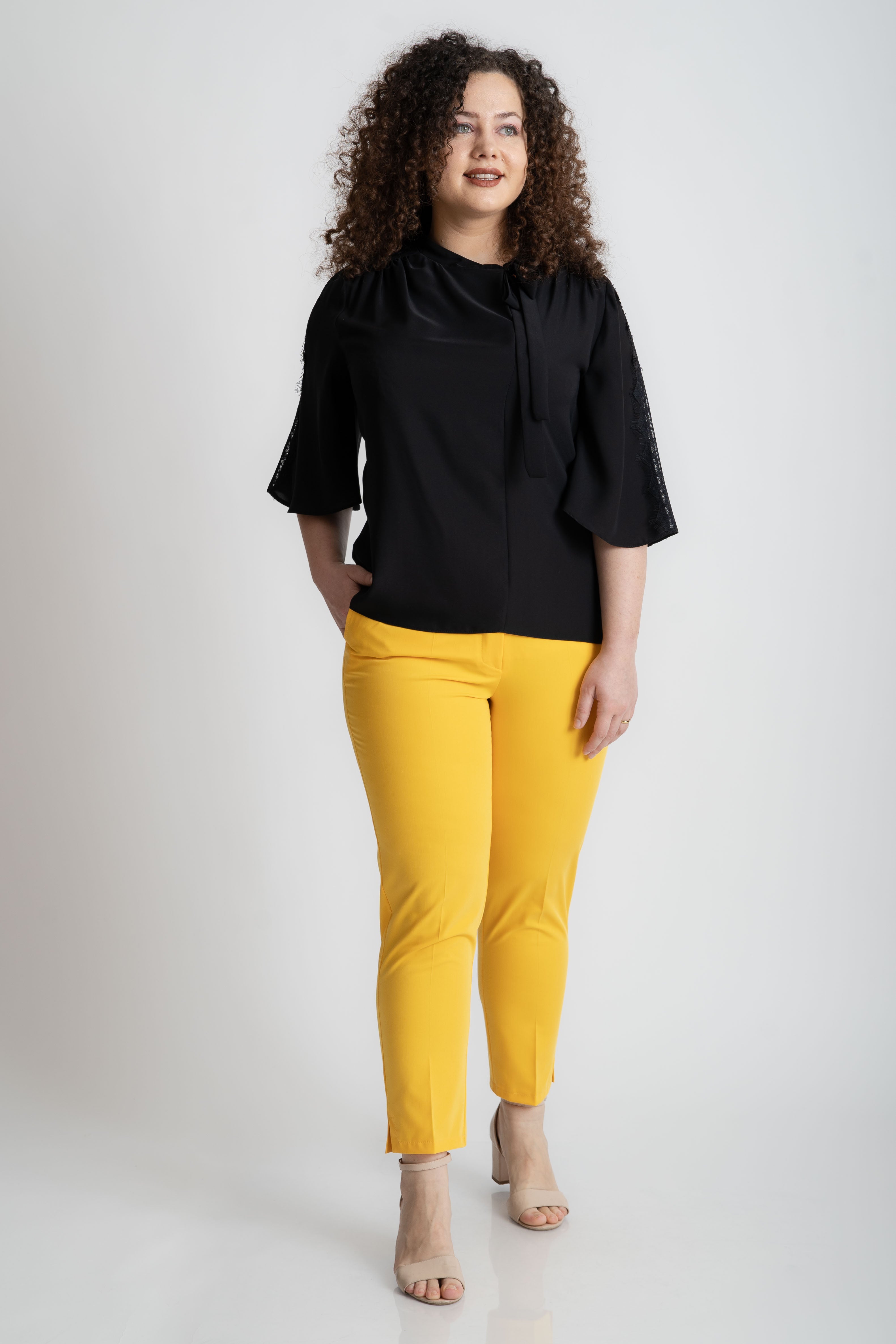 Bluza neagra eleganta