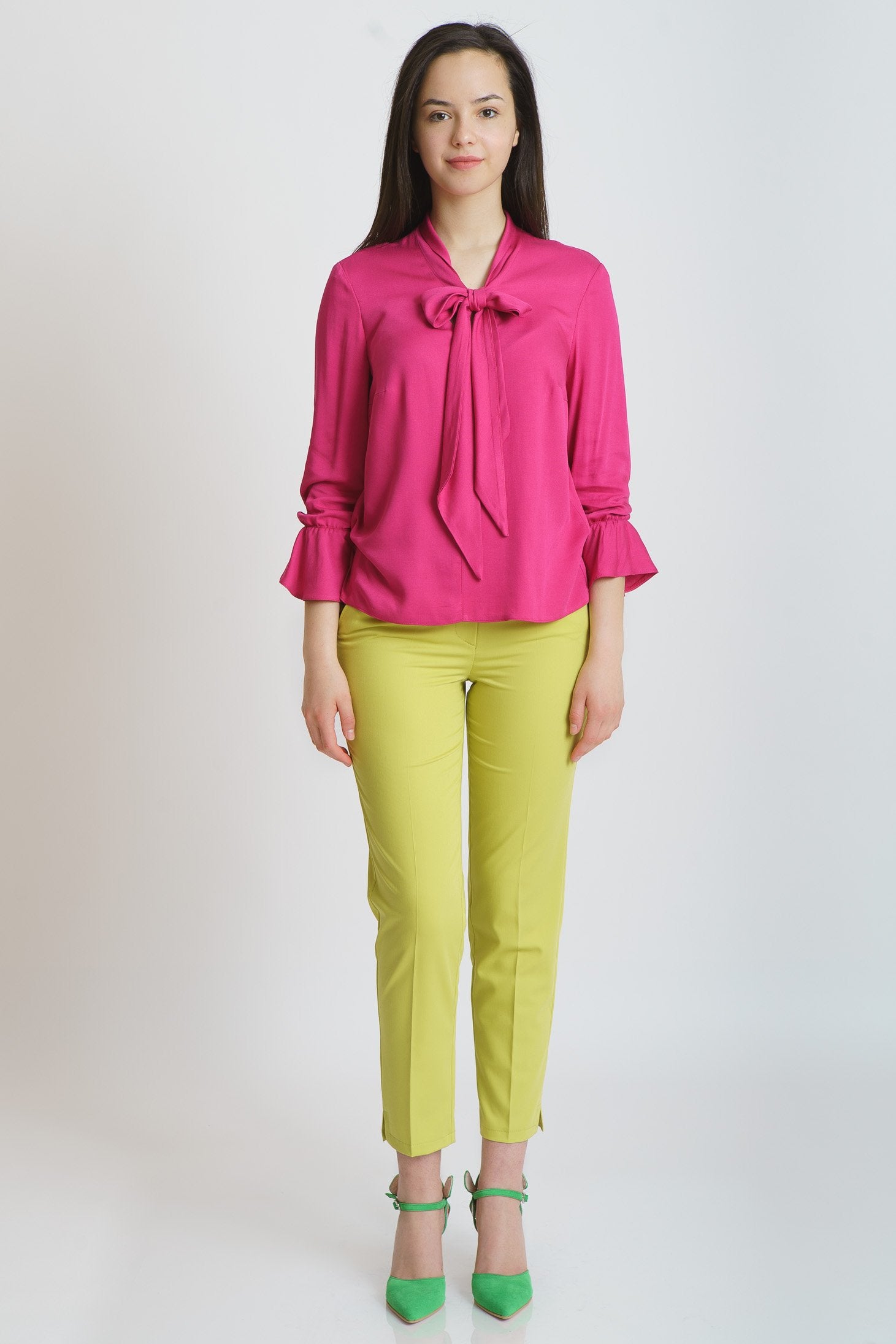 Pantaloni cu slit, vernil #culori_vernil