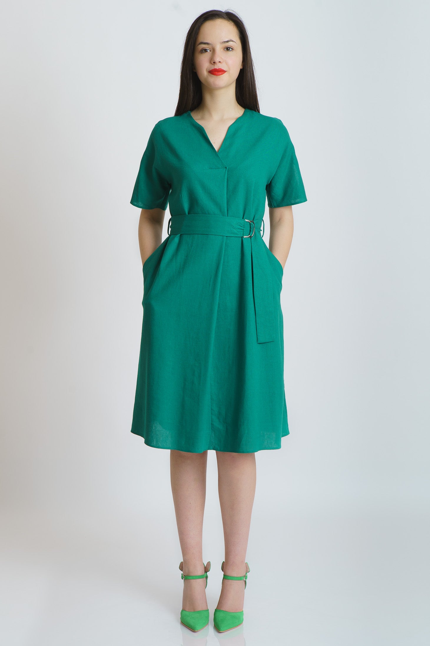 Rochie din in dreapta